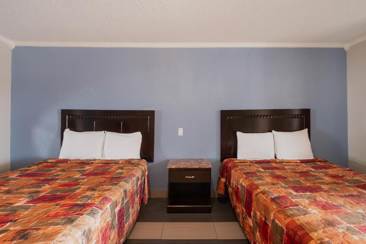 OYO Hotel Houston I-69 & I-610 Esterno foto